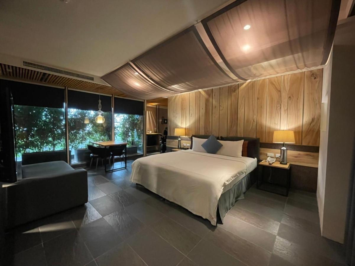 Roppongi Motel - Dalian Pingtung Екстер'єр фото