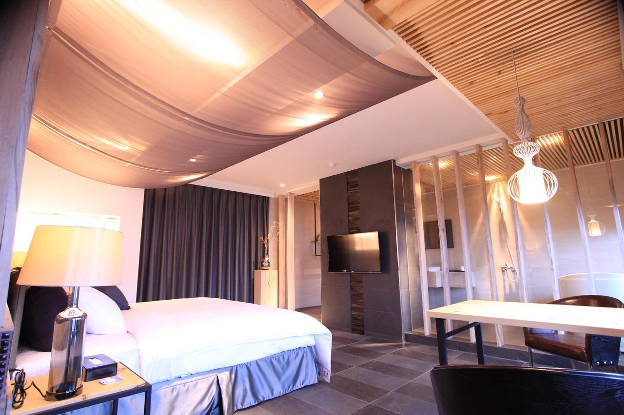 Roppongi Motel - Dalian Pingtung Екстер'єр фото